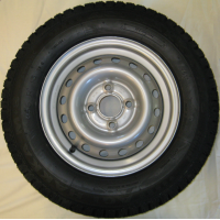 tbh0152 Dubbade vinterdäck på stålfälg 155/80x13"C 4/100mm tbh0152 Dubbade vinterdäck på stålfälg 155/80x13"C 4/100mm